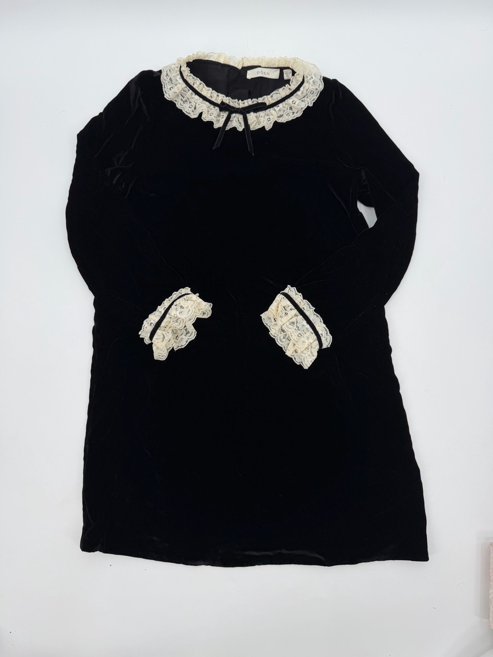 Doen Girls Velvet Dress Size 12 Lace Collar